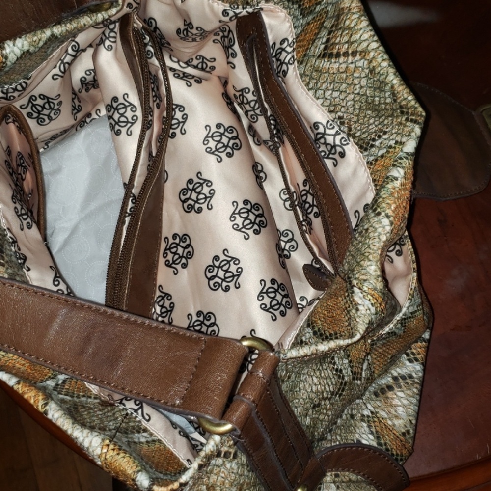 Purse - Picture 3 of 3